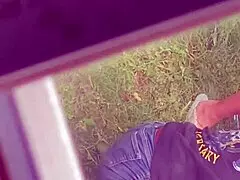 Grudasta milf dildoa razuzdane pastorke v vroči lezbični sceni