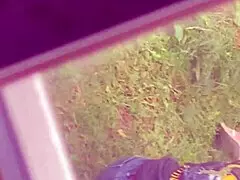 큰가슴 밀프 흥분 의붓딸들 딜도 박기 레즈 장면