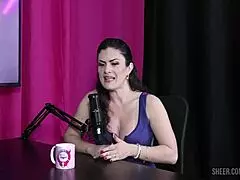 i watched amanda smell dominate bruna carlos in public bora cast