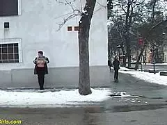 redhead bbw milf pees outdoors 😲