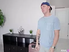 शेयर बेड पर मेरा बैकडोर होल खुल गया ओप्स