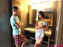 gia vendetti as gold digging stepmom getting fucked for nothing again