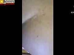 Angolana Xandelle, sıkı kıçını Bolt Jones'a veriyor