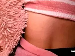 ¡Buenos días madrastra, pillé tu culo latino grande en vídeo casero! 😘