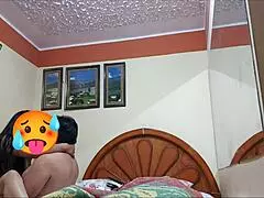 Esposo Me Ofrece Como Una Puta A Su Amigo Maduro Gordito Por Una Ayuda Económica