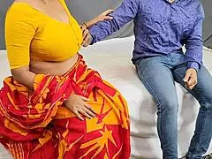 मैं अपने छात्र की सौतेली माँ को डॉगीस्टाइल में चोदने से रोक नहीं सका