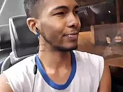 Fugiu da escola para foder