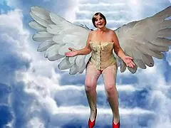 جدة كارمن أنجل تفتح الديلدو بقوة 😈