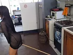 I swear, caught this famous Mexican influencer rubbing herself with a broomstick in kitchen... wild!
