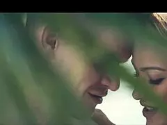 Housewife MILF blonde enjoys outdoor sex with the gardener in the garden 😍