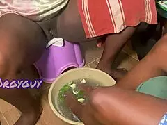 i spread my trimmed pussy while you do my nails at home