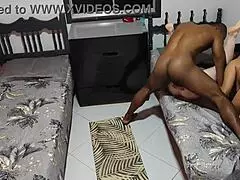 eliane trouxe sua amiga novinha pra tranzar pela primeira vez com o meu marido corno