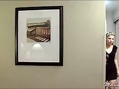 क्या मैक्सिन एक्स ये बड़ा डिल्डो अपनी टाइट चूत में झेल पाएगी