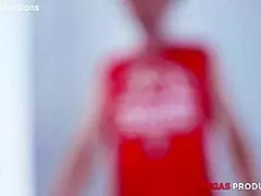 pegas productions - une milf à grosses boules défoncée du cul par ses beaux-fils