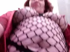 424 Lingerie Clings to Mature Dawnskye's Long Legs and Wet Pussy in Sexy Lace