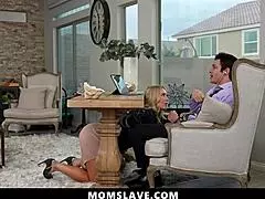 my freeuse wife always ready for a fuck 😏