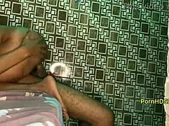 स्टार्क अपनी प्रिटी को मॉन्स्टर लंड से बिना रहम चोदता है