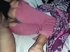 Hey, padrastro sneaks in at midnight to take me from behind, crazy!