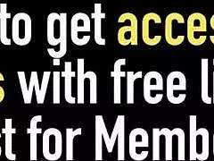 Julia Ann finger fucks Siri 😍