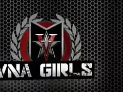 Ljubiteljica pljuvačke pičke Lauren Phillips ide lezbi sa Alix Lovell