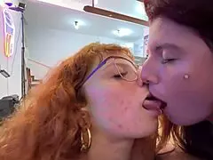 redhead sluts ditch condom to feel raw cock inside