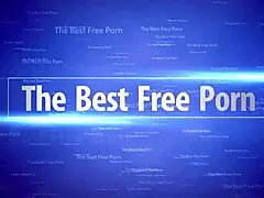 Super hot MILF Becky plays with her pussy and fingers it 😍