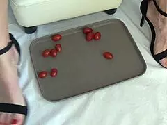 I Trample Tomatoes With My Feet