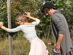 Granny tua fit luar rumah mohon seks hardcore dan dapat