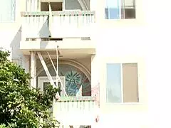 Blonde Mom Holly Sampson SPREADS WIDE for a Big Cock