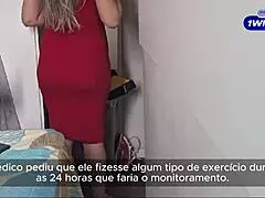 Brazilian housewife takes loads of cum leaking from her pussy!