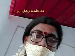 wow, lara dsouza rocks that saree as a stunning crossdresser! 😍