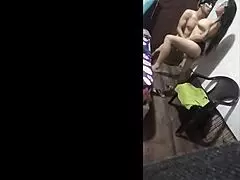 deje una camara en el departamento de mi esposa y encontre a un extra�o follandola porno real de esposa infiel follandose al vecino 2