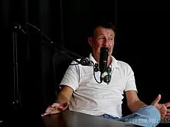 carlos urach's best moments with bia hot and pri melancia 😍 group fun