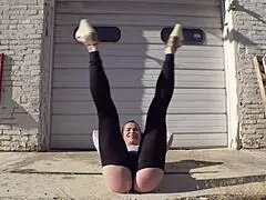 i'm flashin my huge asshole on the docks in these buttless pants, cute and curvy