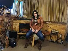 Isn’t This Milf Housewife’s Pussy Just Starving?