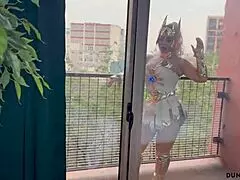 she found her muscled superhero and gave him a blowjob with her big ass