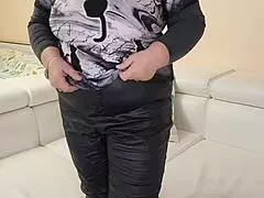 Thick Busty Granny Wife Strips Completely Naked In Homemade Video