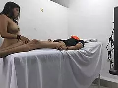 Doctor's massage plan changes when patient turns whore and rides him 😈