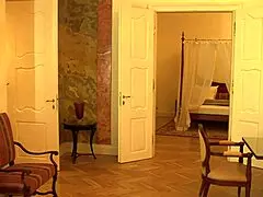 Milf Handles Big Cock with Deepthroat and Cumshot