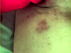 아내 큰 10 딜도 보지에 쑤셔넣기!