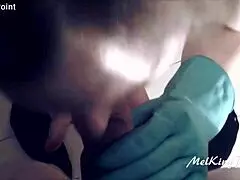 hey guys, blonde milf in latex gloves sucking blowjob like this 😍💦