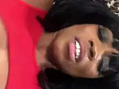 Fresh Ebony Milf Experiences Italian Machine's Powerful Pussy Pounding and Cumshot Climax