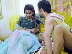 desi bihari bhabhi's hot body makes devar fuck her first time