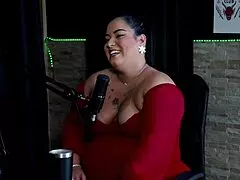 She Explores Fetish Limits With Passion And Shock