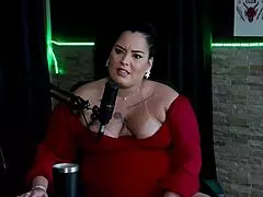 She Explores Fetish Limits With Passion And Shock