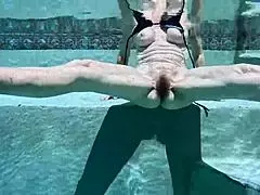 We headed out for a swim in that exclusive pool over in Hawaii Kai