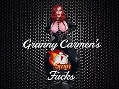 Granny cums double 😍