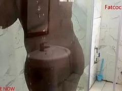 i watched my stepmom bathe and finally fucked her big ass