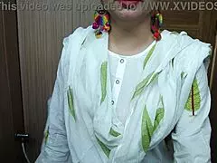 Trying My Stepmothers Delicious Pussy In The Bathroom! Full Video Of Licking And Creampie.