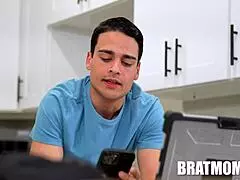 Moms Routine For A Tight Pussy Ellie Tay Leo Valentino